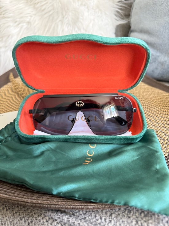 Gucci Black Shield Sunglasses with Gold Double-G Bridge